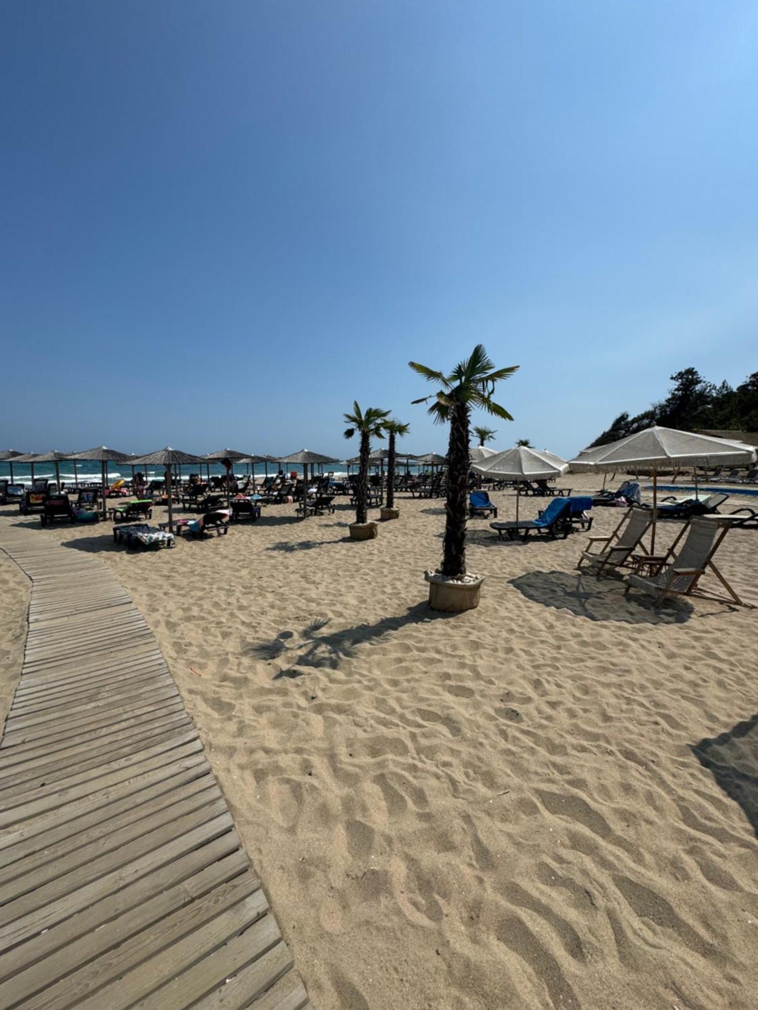 Marine Beach Sands オブゾー エクステリア 写真
